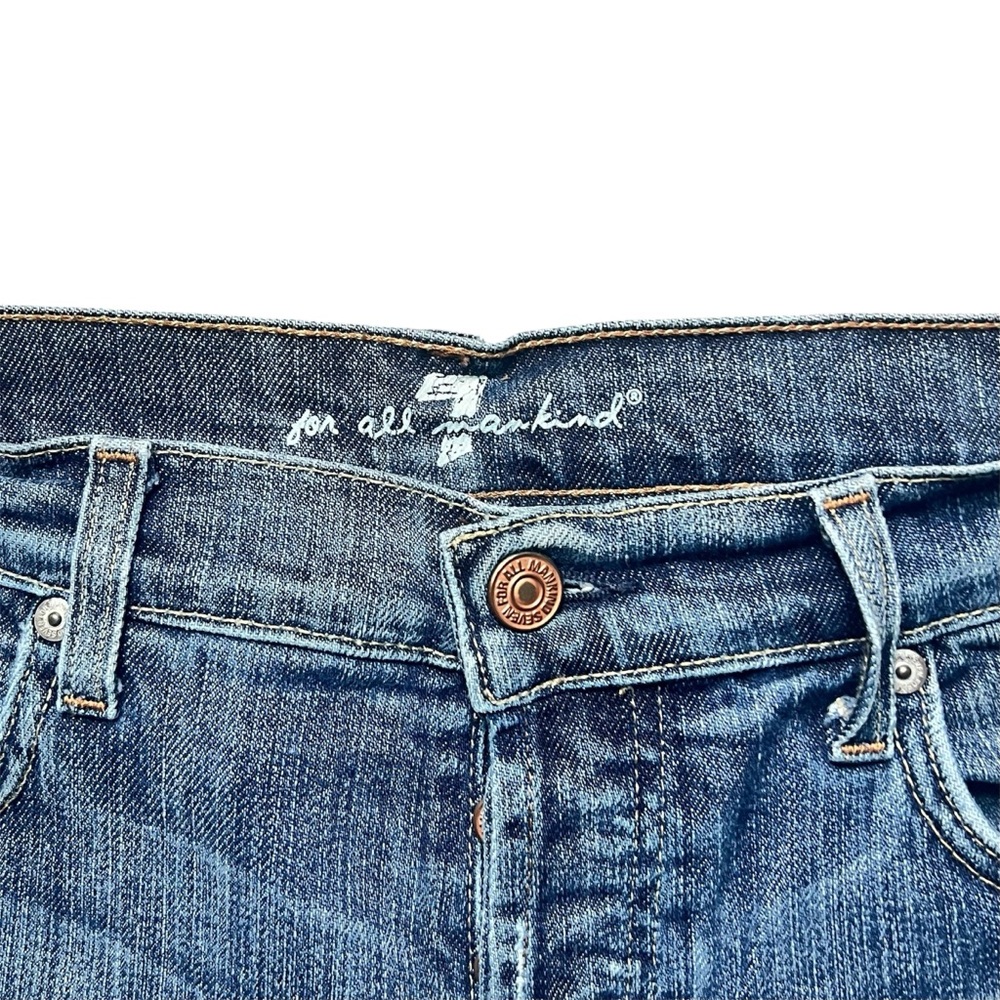 7 For All Mankind Relaxed Distressed Denim Button Straight Leg Jean Size 33 - Picture 2 of 8